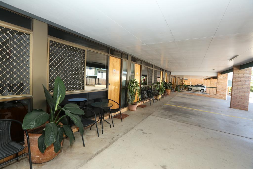 Amber Lodge Motel Gladstone Buitenkant foto
